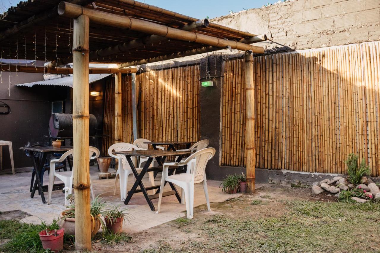 Hostal Namaste Salta Extérieur photo