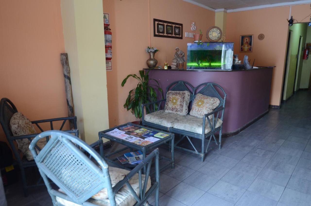 Hostal Namaste Salta Extérieur photo